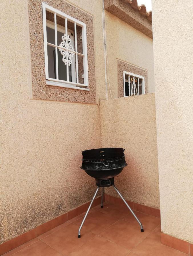 Bungalow Junto A La Piscina, Gran Alacant Санта Пола Екстериор снимка
