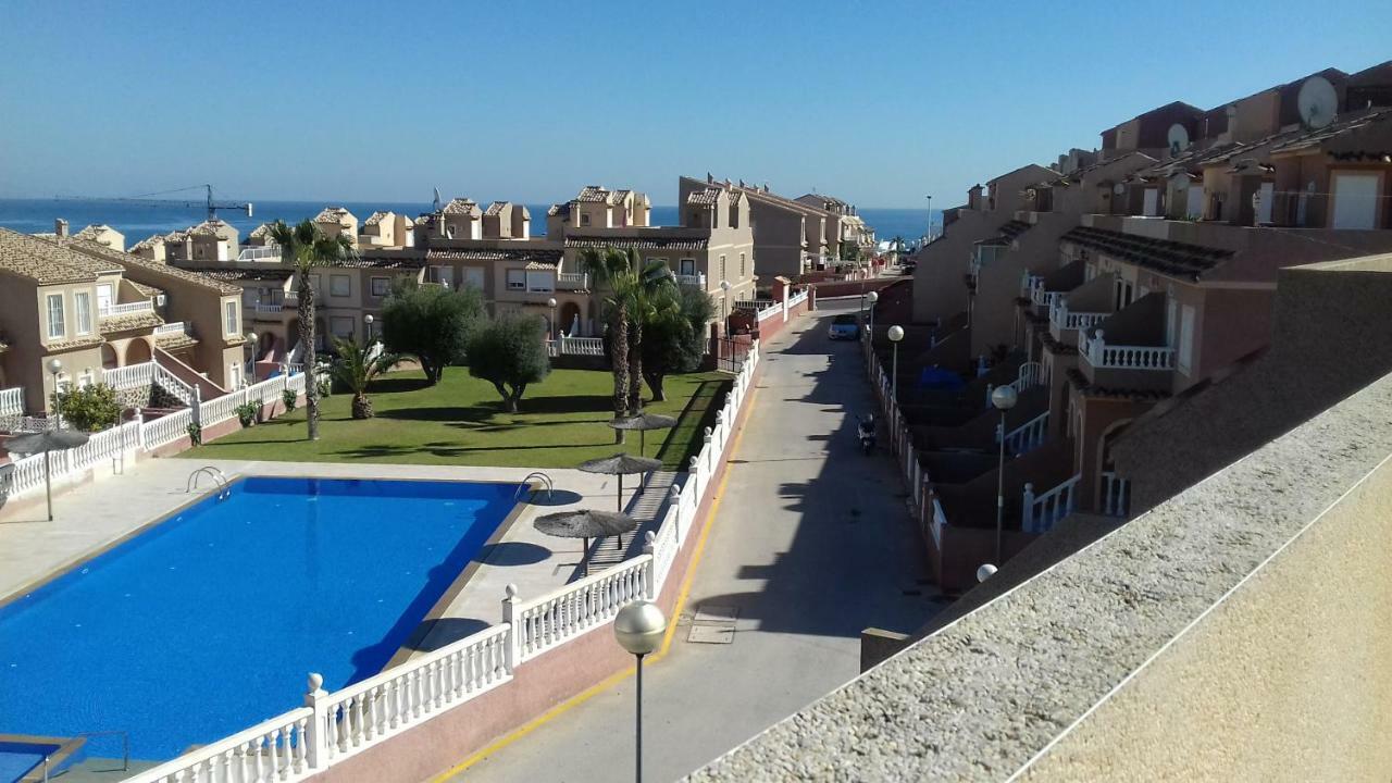 Bungalow Junto A La Piscina, Gran Alacant Санта Пола Екстериор снимка