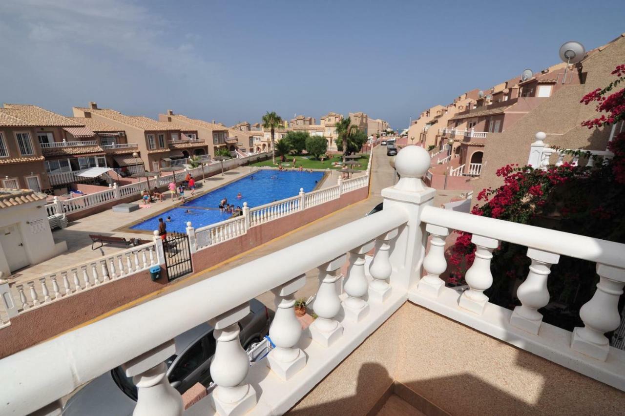 Bungalow Junto A La Piscina, Gran Alacant Санта Пола Екстериор снимка